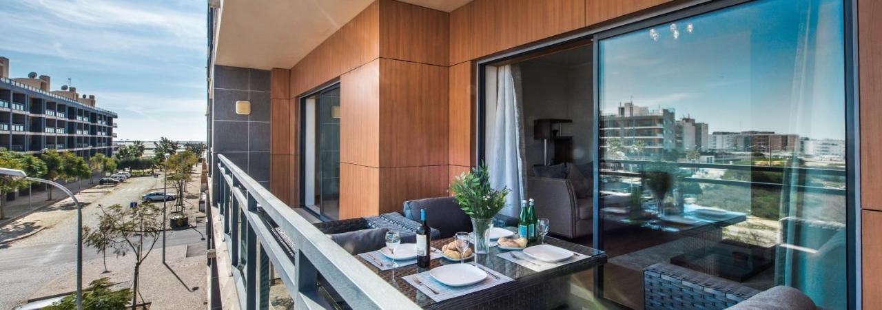 Sunset Home Olhao- Modern 3 Bed Luxury Apartment With Rooftop Pool Bagian luar foto