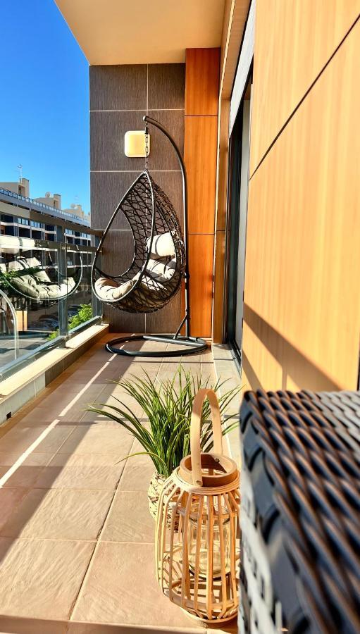 Sunset Home Olhao- Modern 3 Bed Luxury Apartment With Rooftop Pool Bagian luar foto